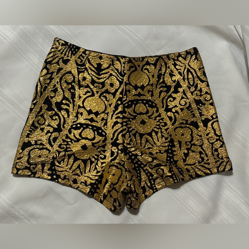 Honeylee Shorts Small And Medium Gold and Black